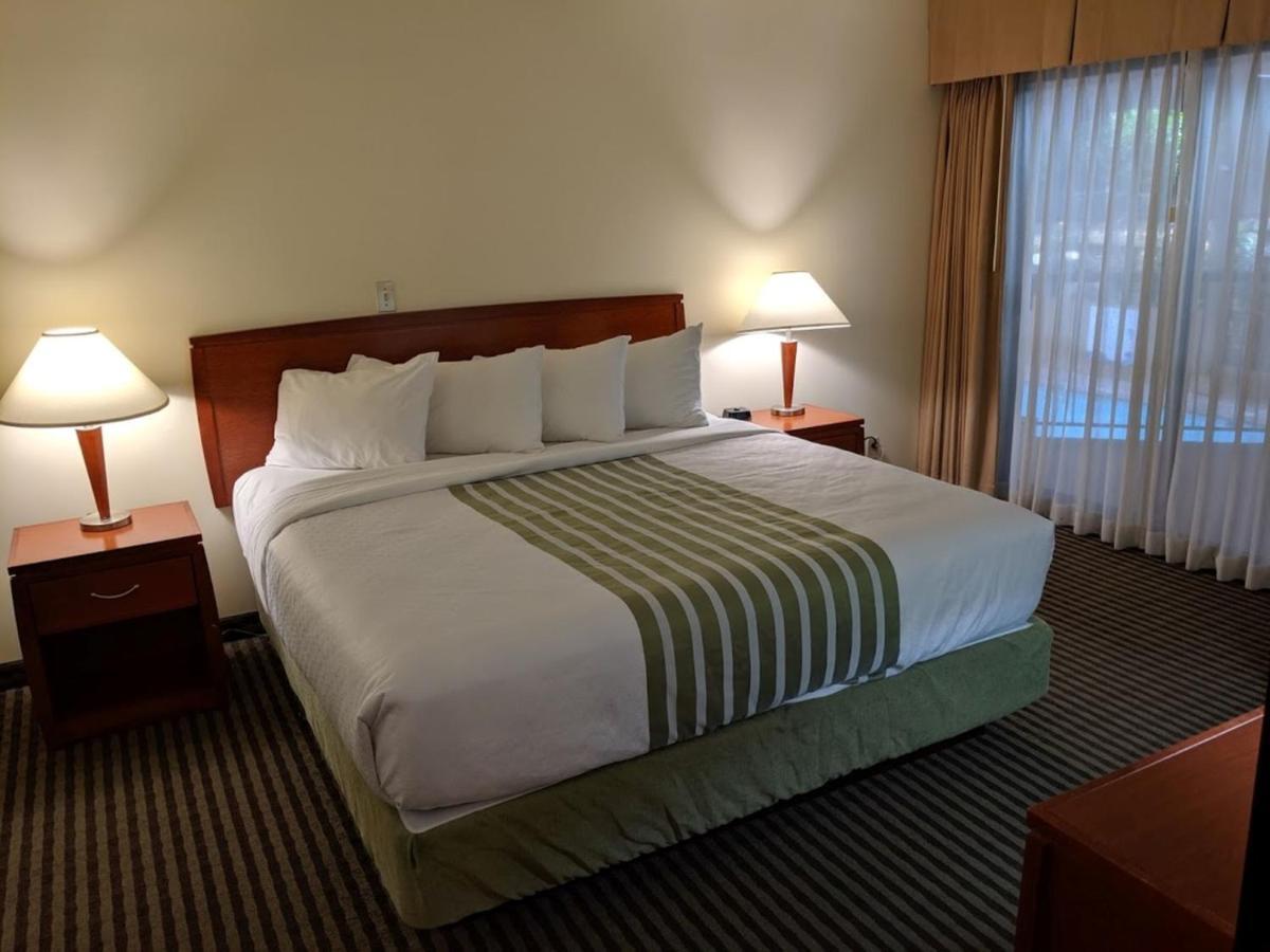 Surestay Hotel By Best Western ชิลลิแวค ภายนอก รูปภาพ